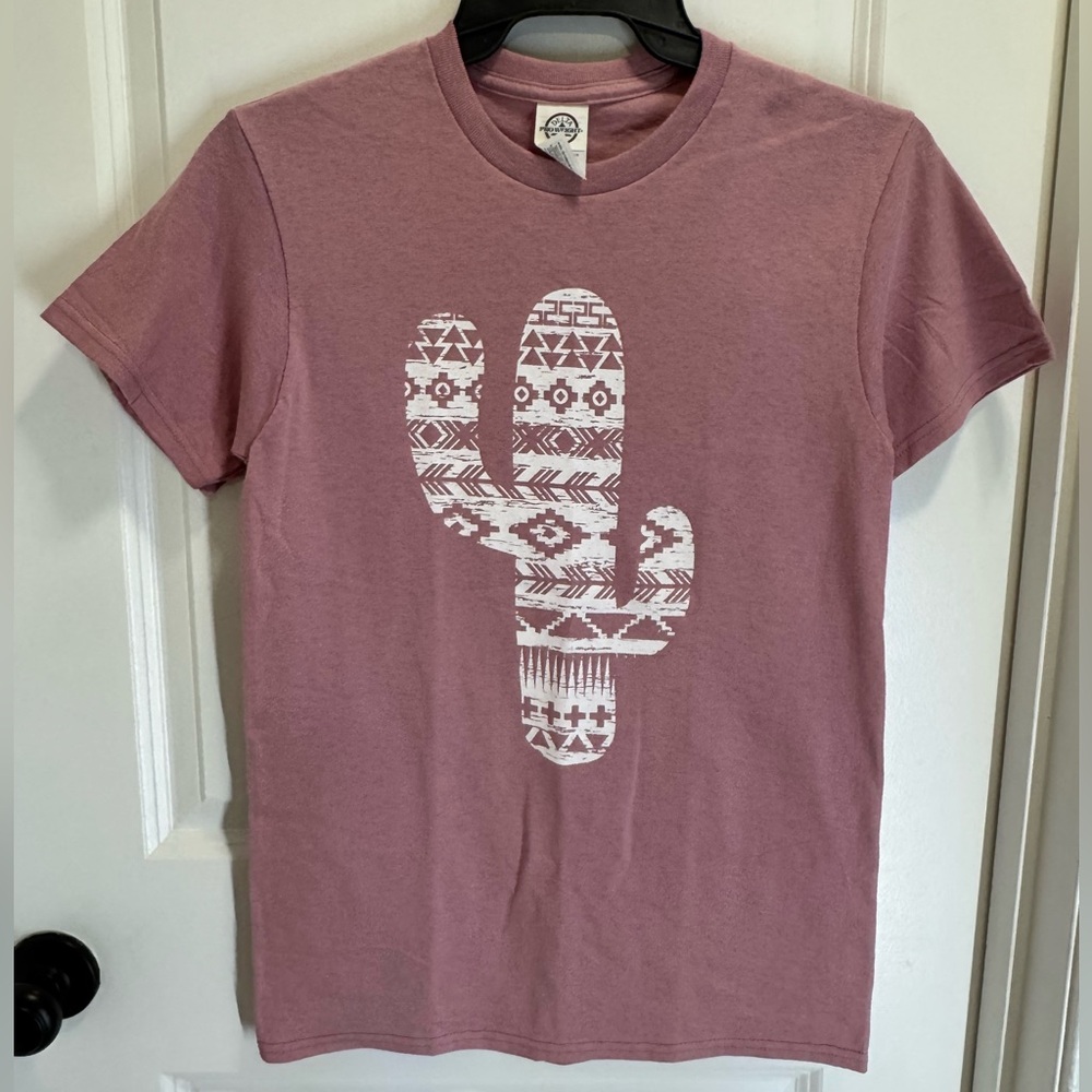 Pink Graphic Cactus T-Shirt unisex fit